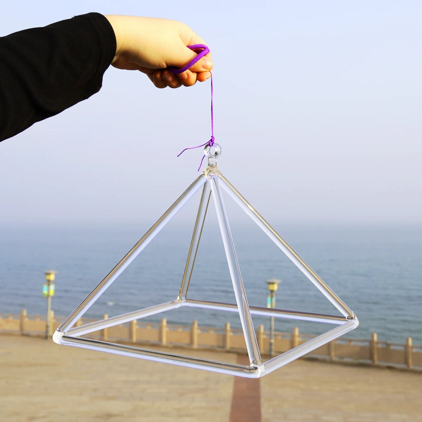 Hye-eun 3-10inch Clear Crystal Singing Pyramid Sound Energy Healing Instruments Quartz Triangular Tower Yoga Meditation