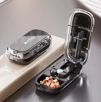 New Quartering Pill Cutter Storage Box Portable Drug Tablet Medicine Dustproof Divider Organizer Crusher 1/2 1/4Pill Cutter